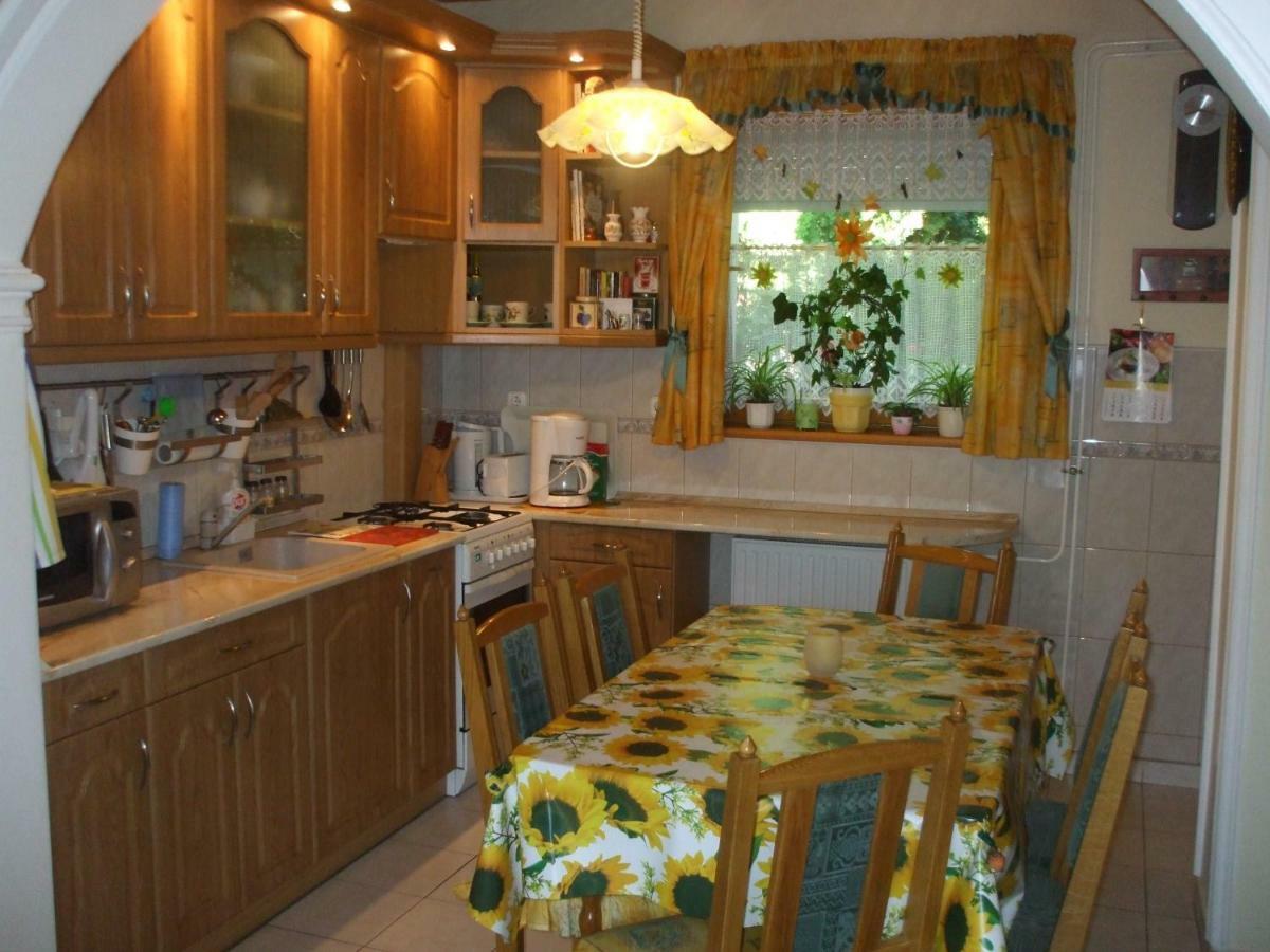 Magdi Apartman Balatonfured Exterior photo